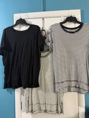 Time and Tru Small Tees